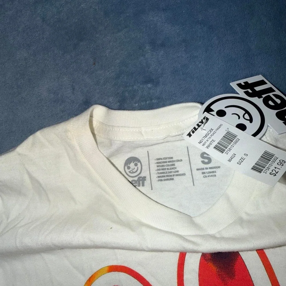 Neff white cotton t-shirt with rainbow peace sign